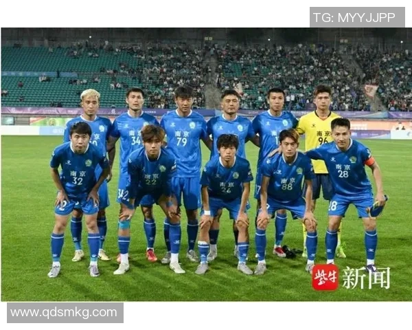 南京足球队与武汉足球队赛后状态分析及表现评估